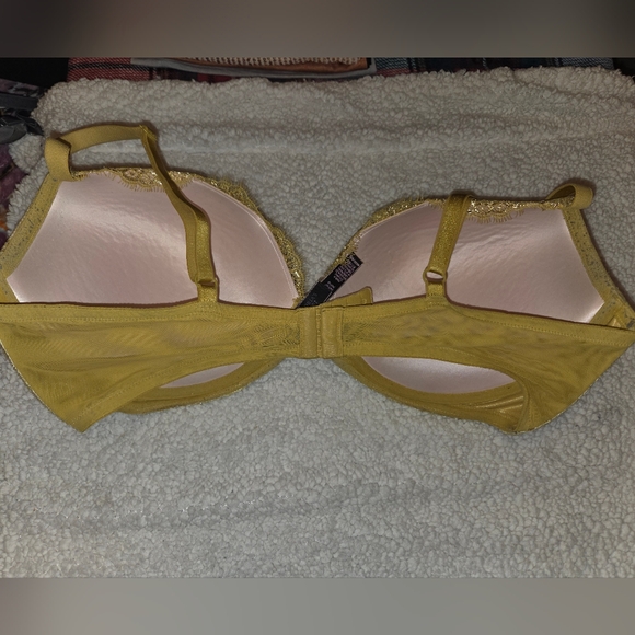 Victoria's Secret: Push-Up Floral Lace Yellow With Metallic Gold Bra. Sz 40DD. - Picture 10 of 16
